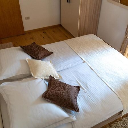 Apartments Linda Makarska Eksteriør bilde