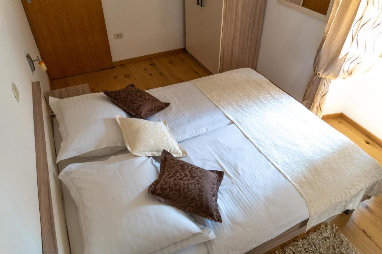Apartments Linda Makarska Eksteriør bilde